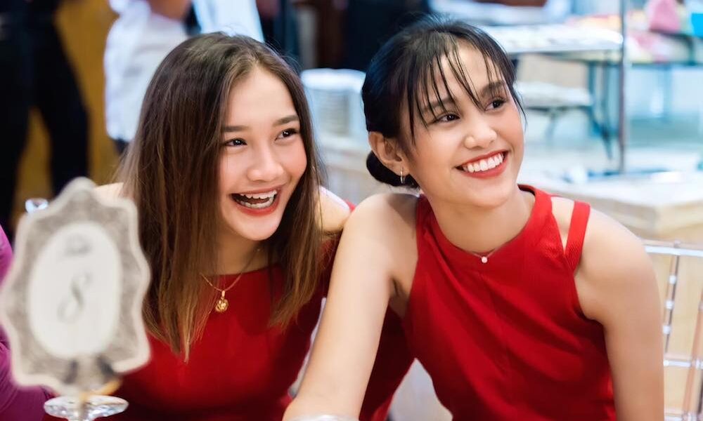 Vloggers & Best Friends, Anne and Pam